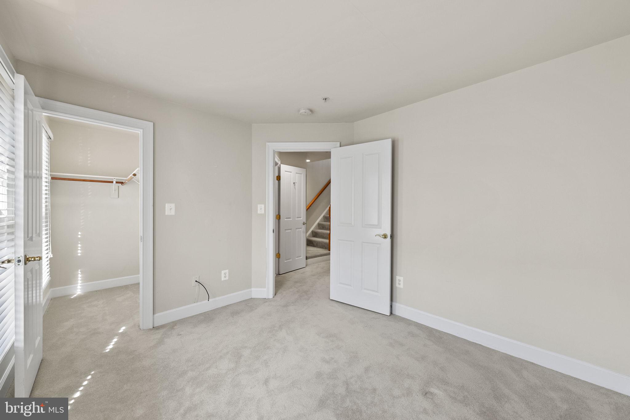 OLD TOWN ALEXANDRIA - Residential