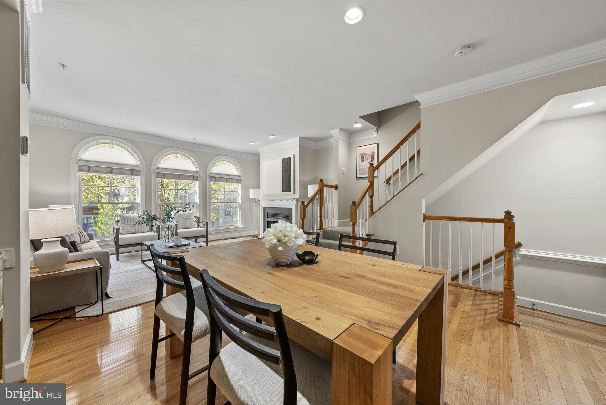 OLD TOWN ALEXANDRIA - Residential