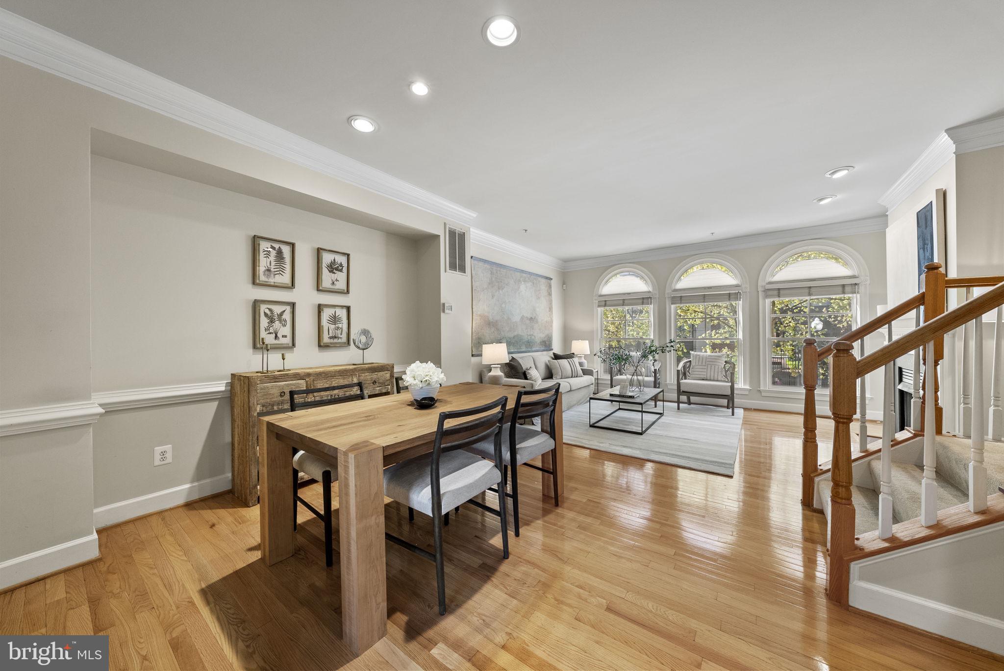 OLD TOWN ALEXANDRIA - Residential