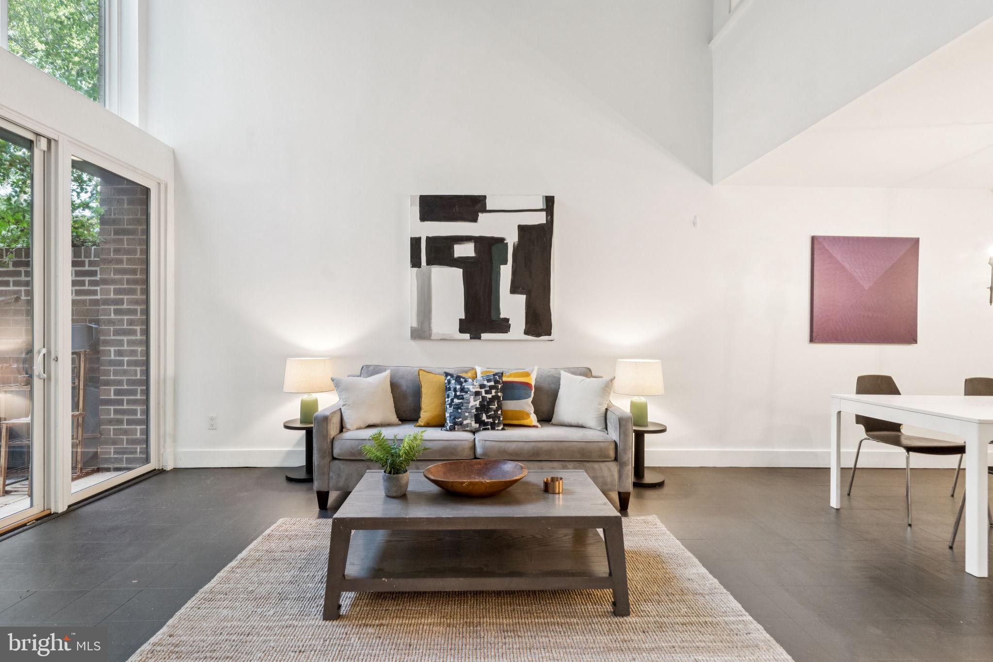15 SAINT JAMES COURT 7