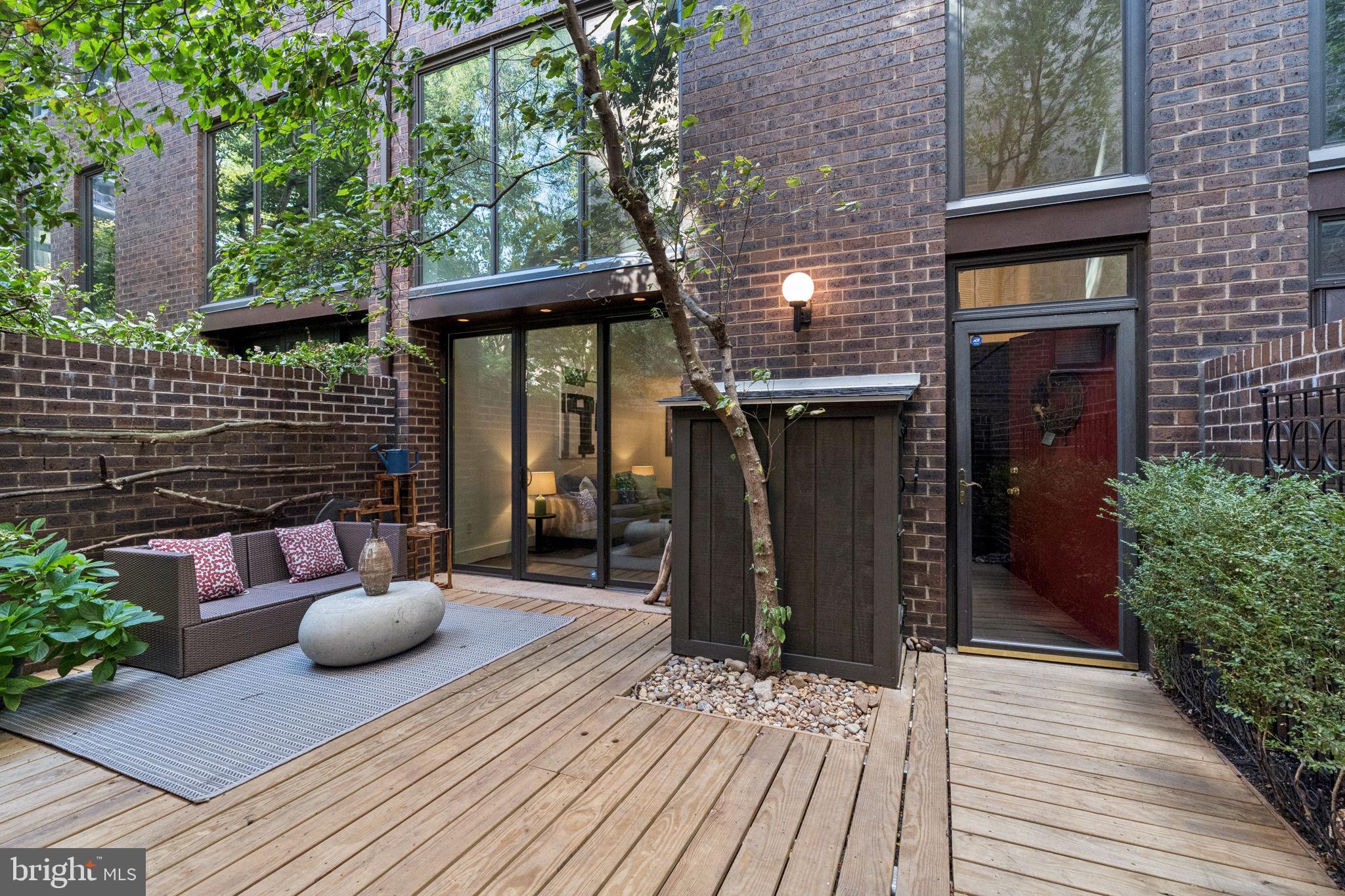 15 SAINT JAMES COURT 7