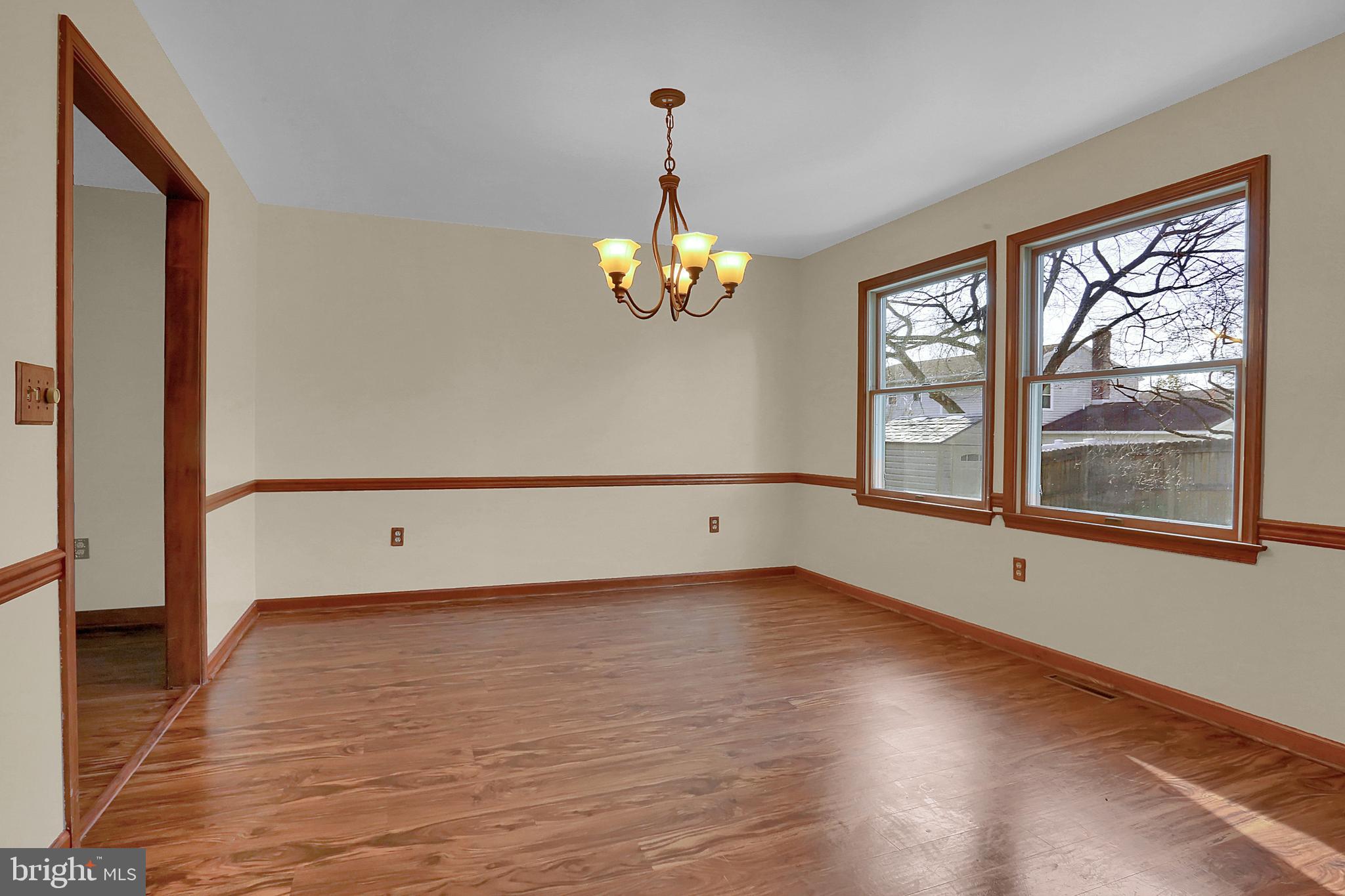 LAUREL HILLS - Residential