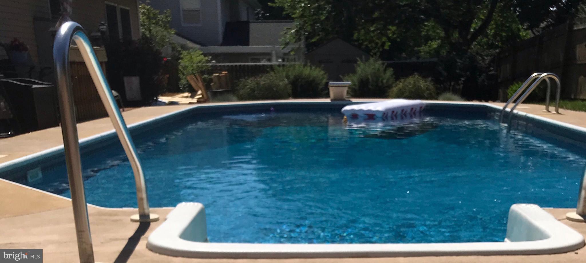 LAUREL HILLS - Residential