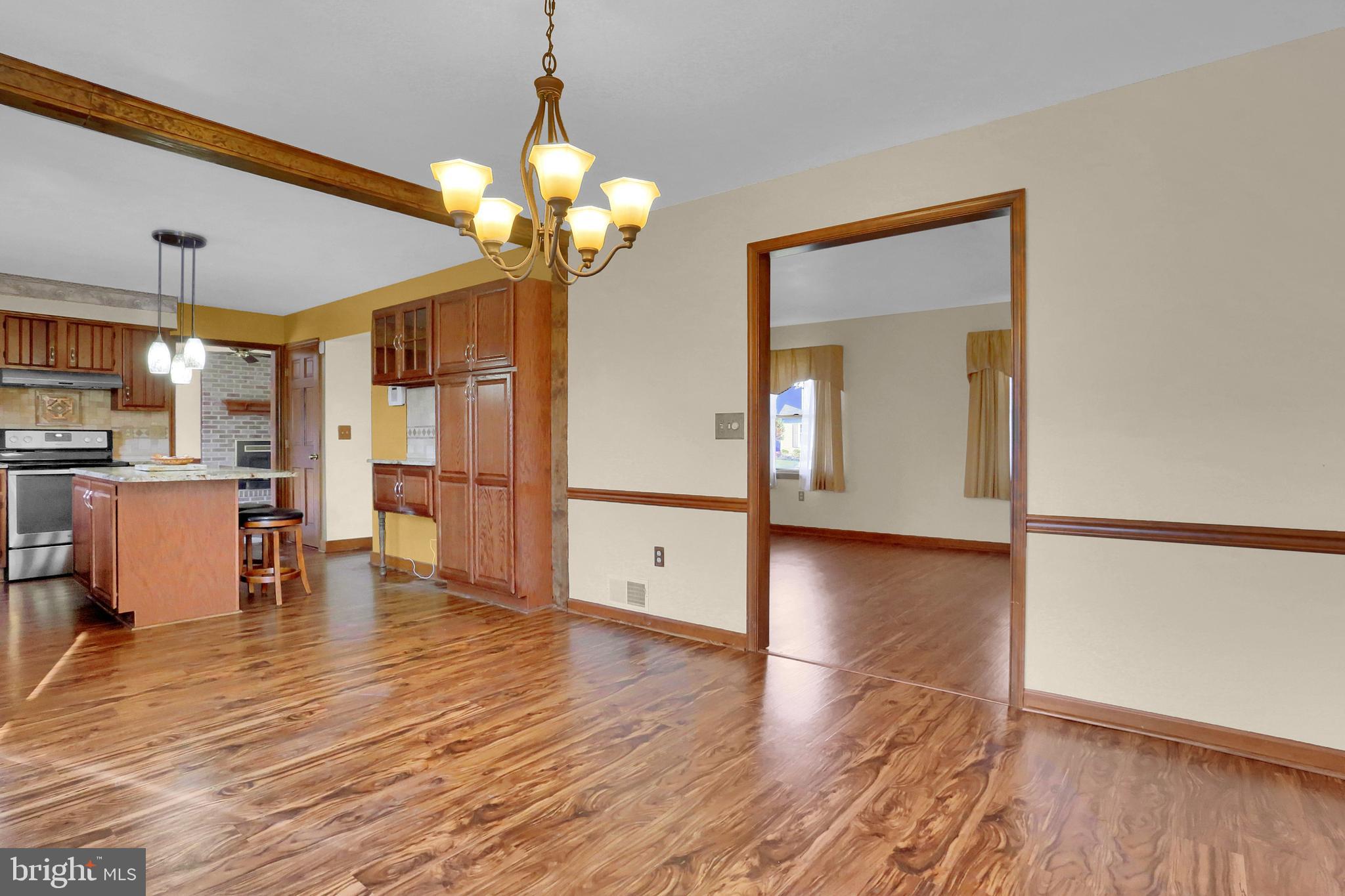 LAUREL HILLS - Residential