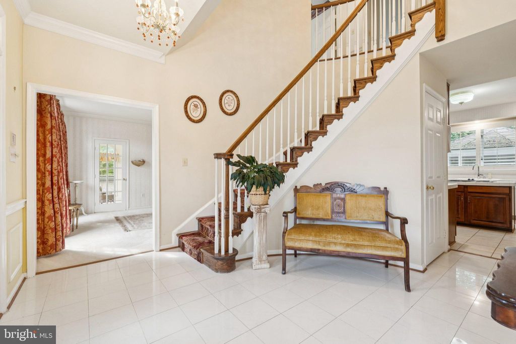 Photo of 20931 Lock Ct, STERLING, VA 20165 (MLS # VALO2107996)