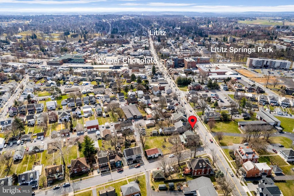 Photo of 225 N BROAD ST, LITITZ, PA 17543 (MLS # PALA2032416)