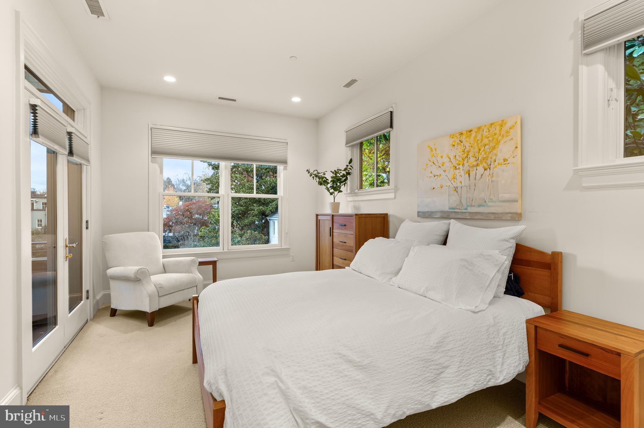 GEORGETOWN - Residential