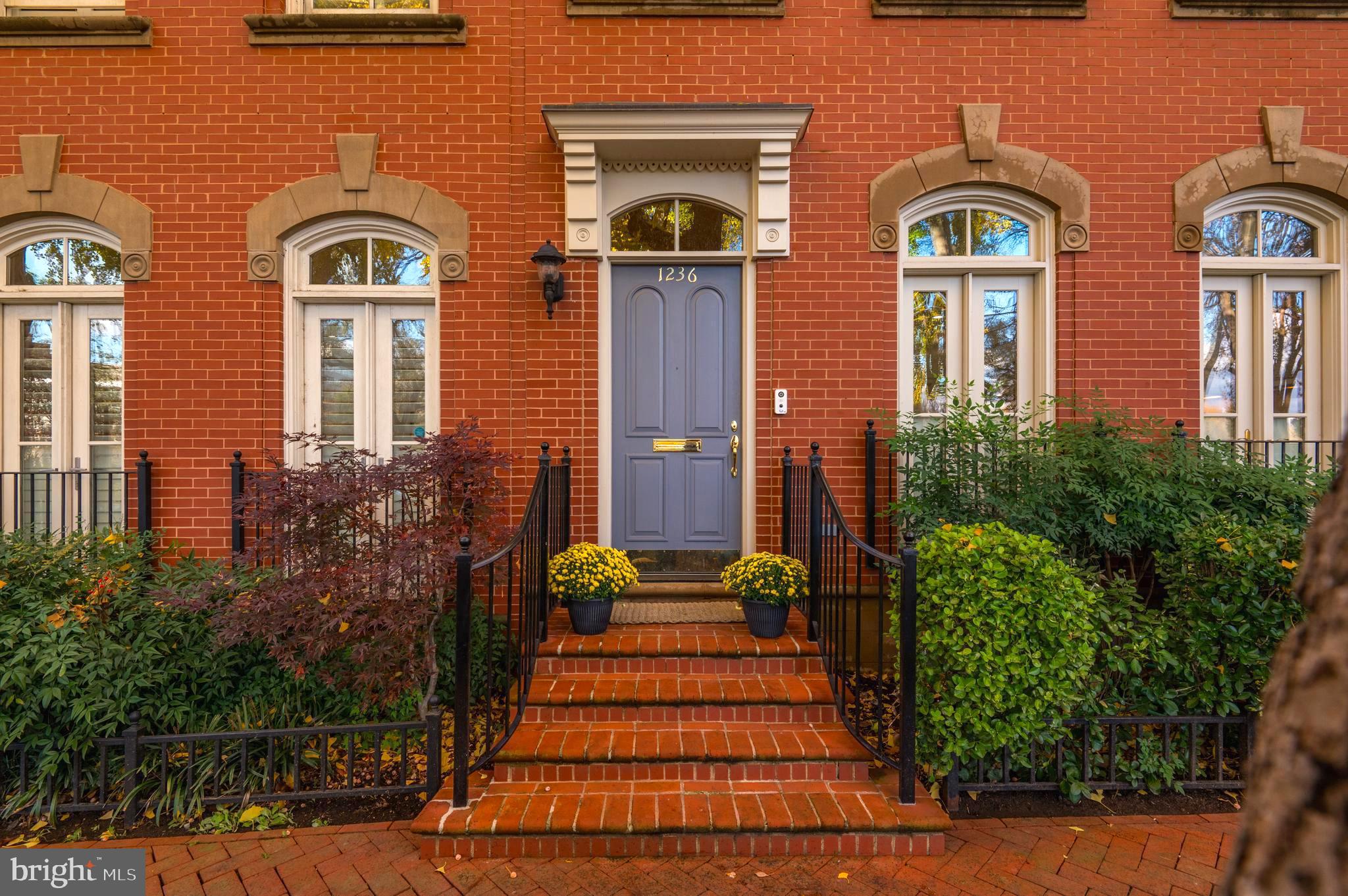 GEORGETOWN - Residential
