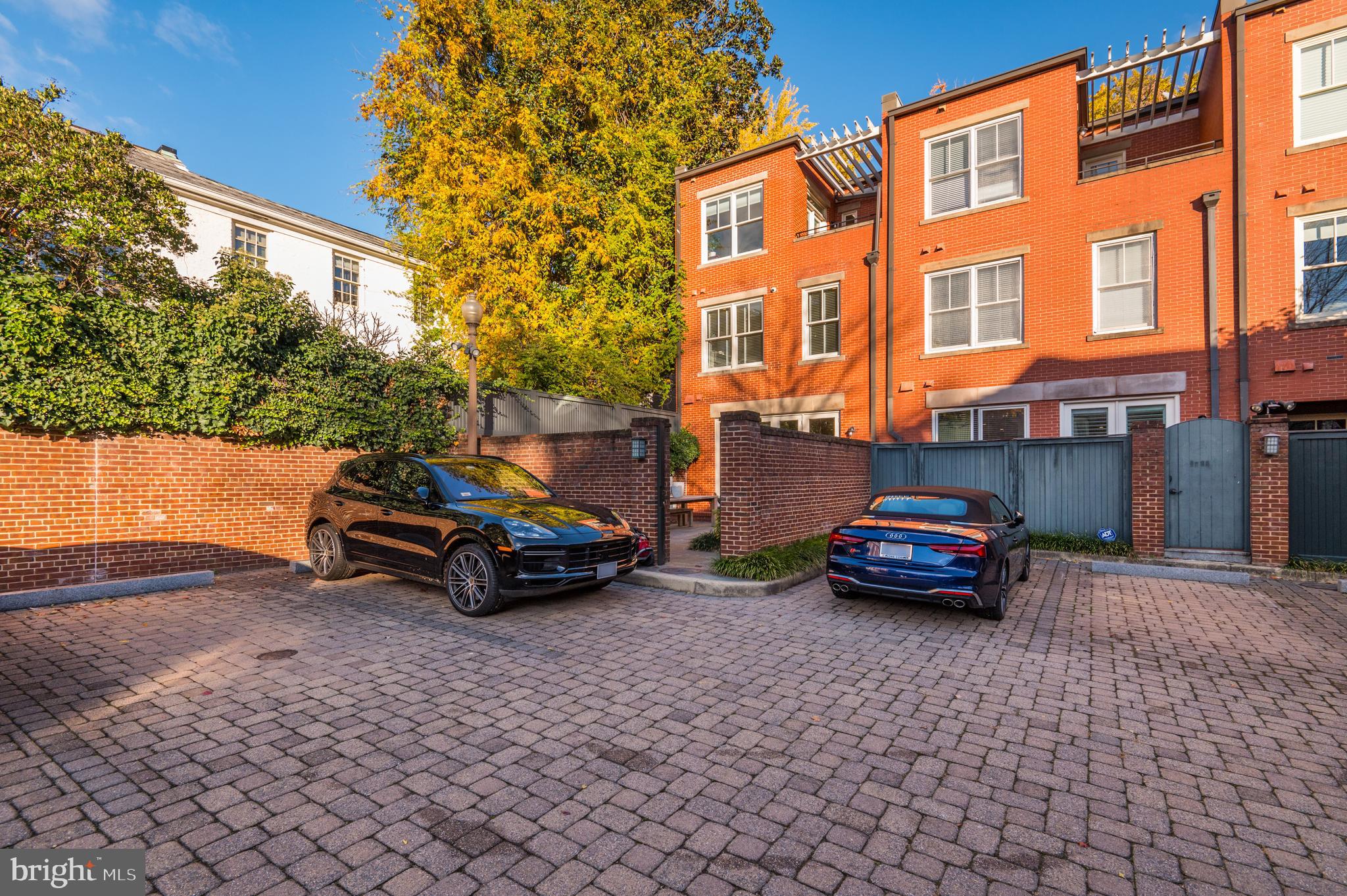 GEORGETOWN - Residential