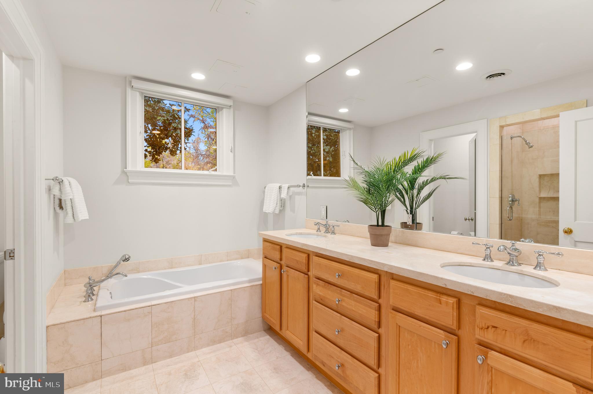 GEORGETOWN - Residential