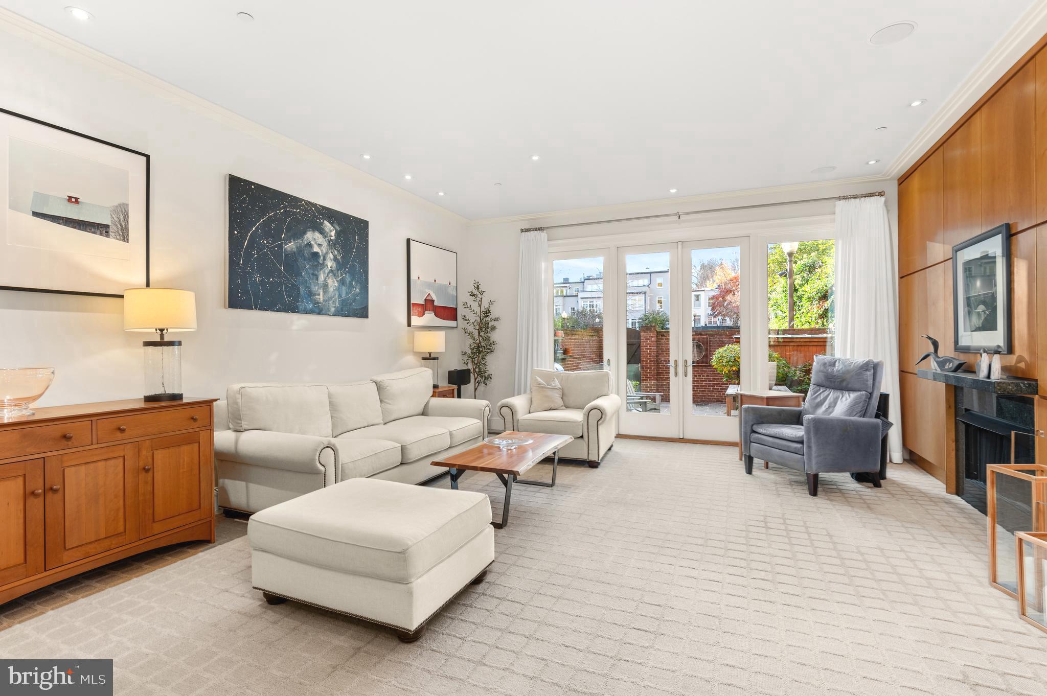 GEORGETOWN - Residential