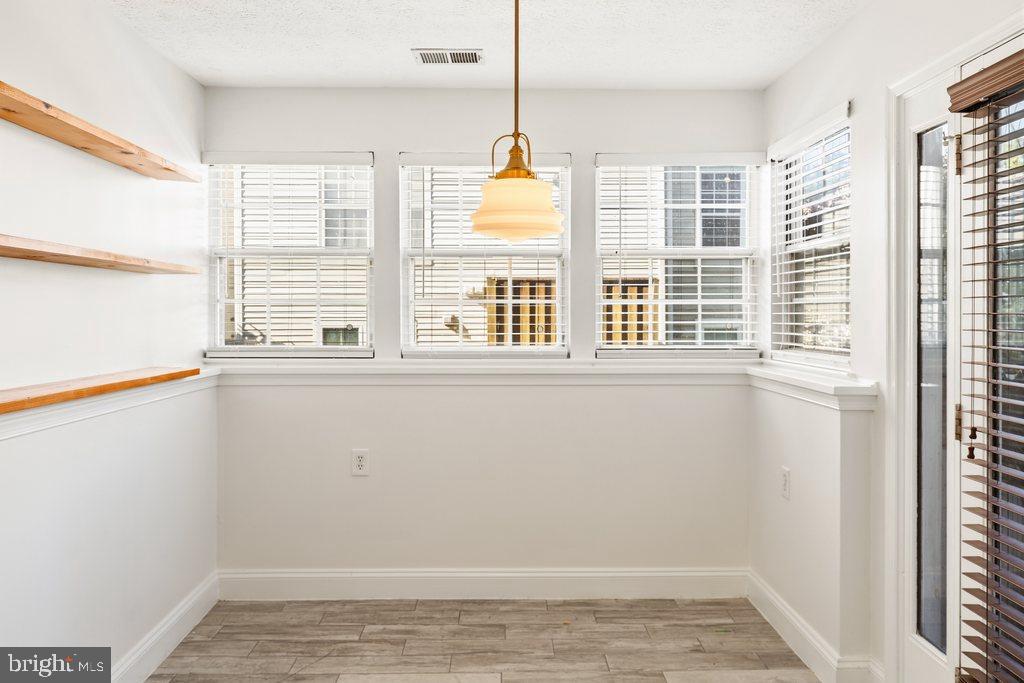 ELKRIDGE TOWN CENTER - Residential