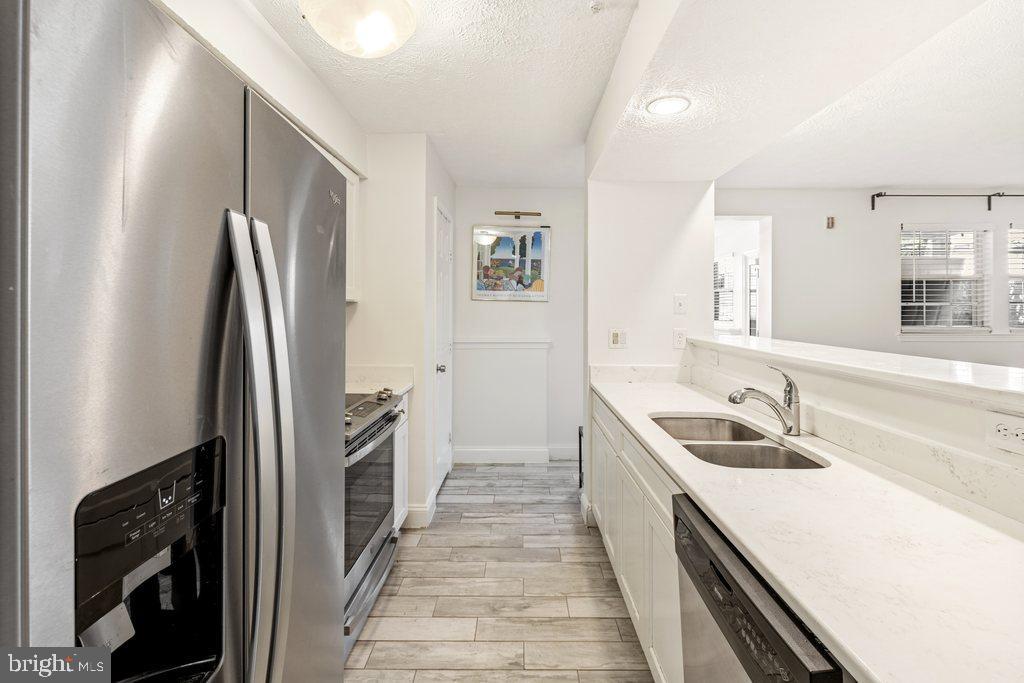 ELKRIDGE TOWN CENTER - Residential