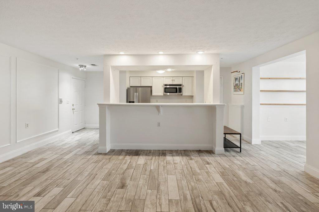 ELKRIDGE TOWN CENTER - Residential