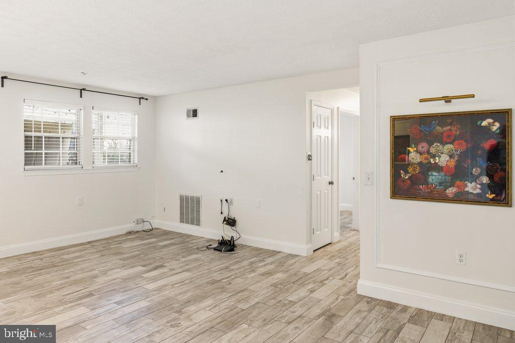 6205 SANDPIPER COURT 202
