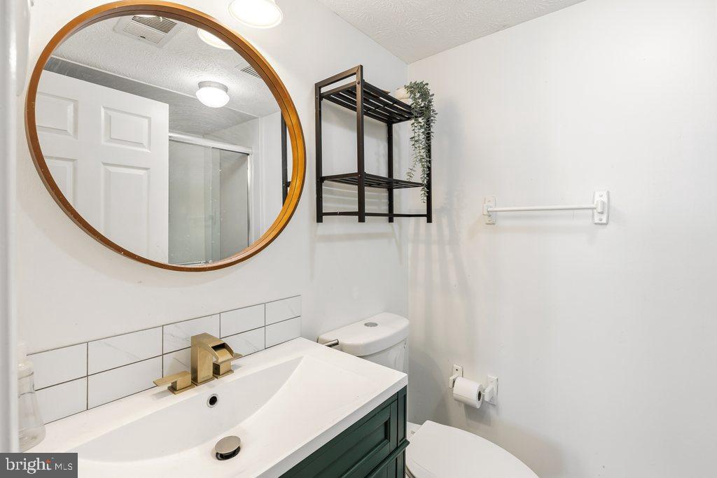 ELKRIDGE TOWN CENTER - Residential