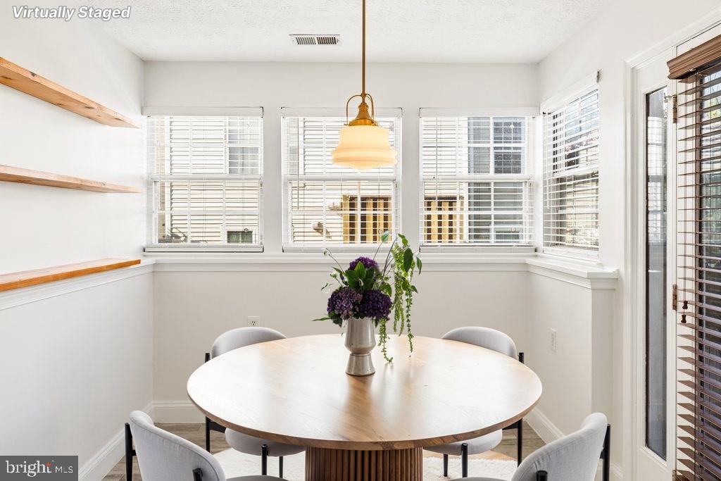 ELKRIDGE TOWN CENTER - Residential