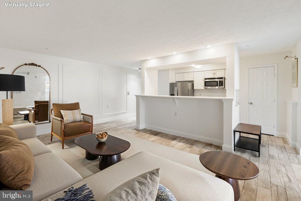 ELKRIDGE TOWN CENTER - Residential