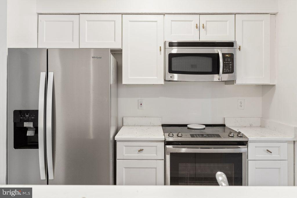 ELKRIDGE TOWN CENTER - Residential