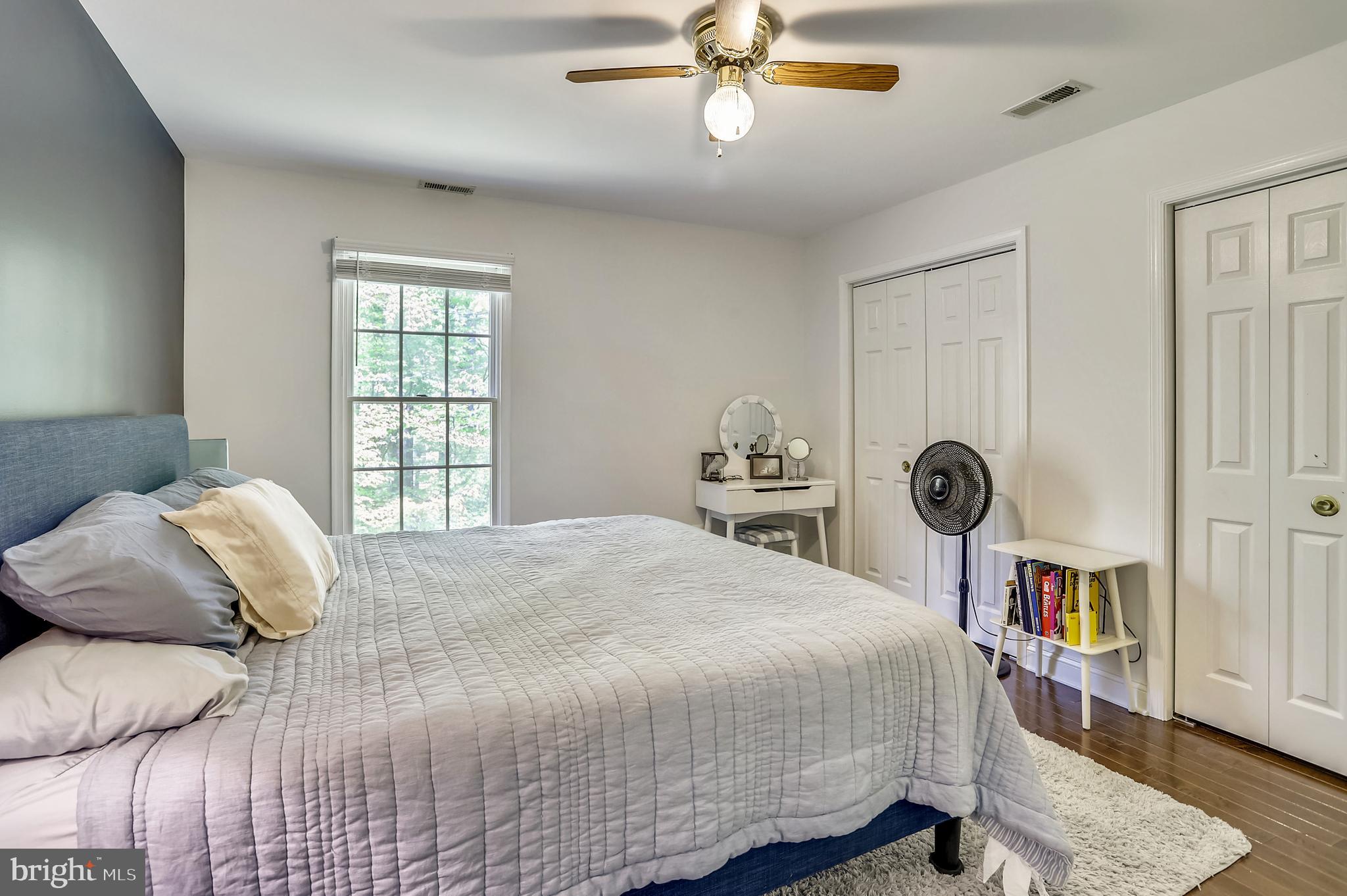 TALL OAKS - Residential