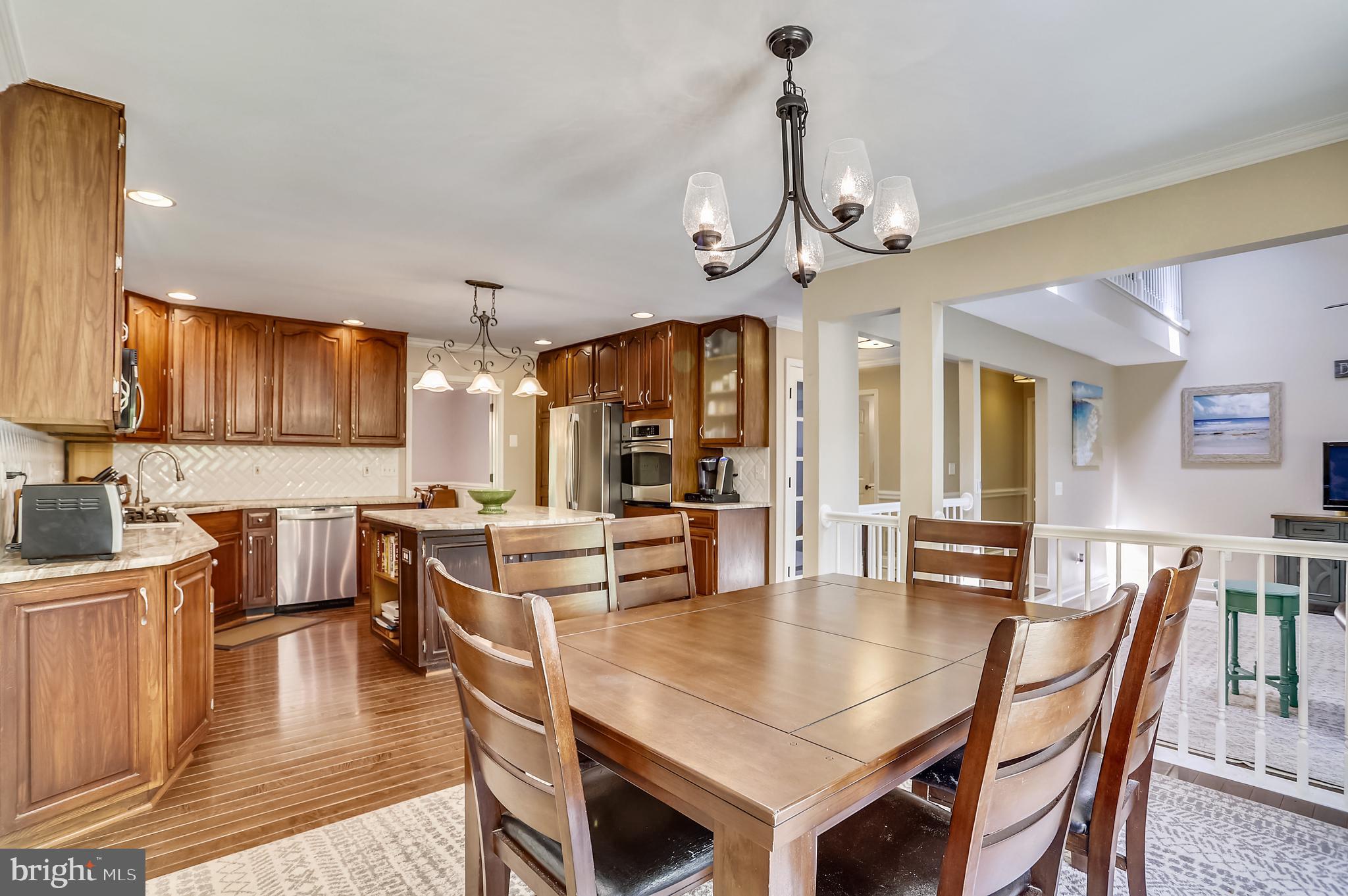 TALL OAKS - Residential