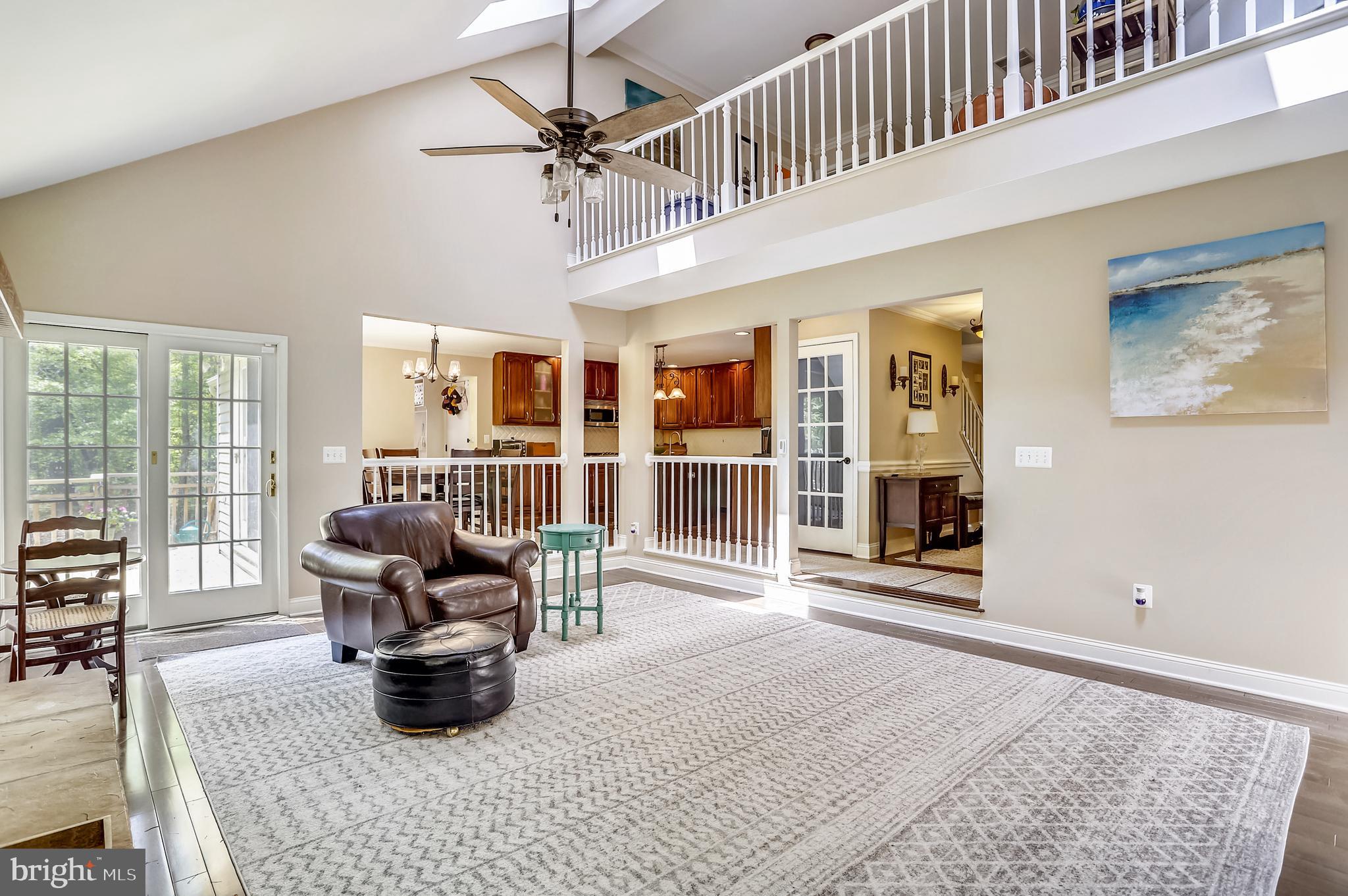 TALL OAKS - Residential