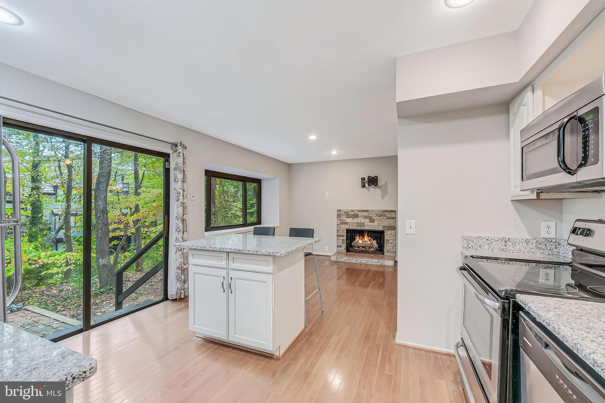 BENTANA WOODS - Residential