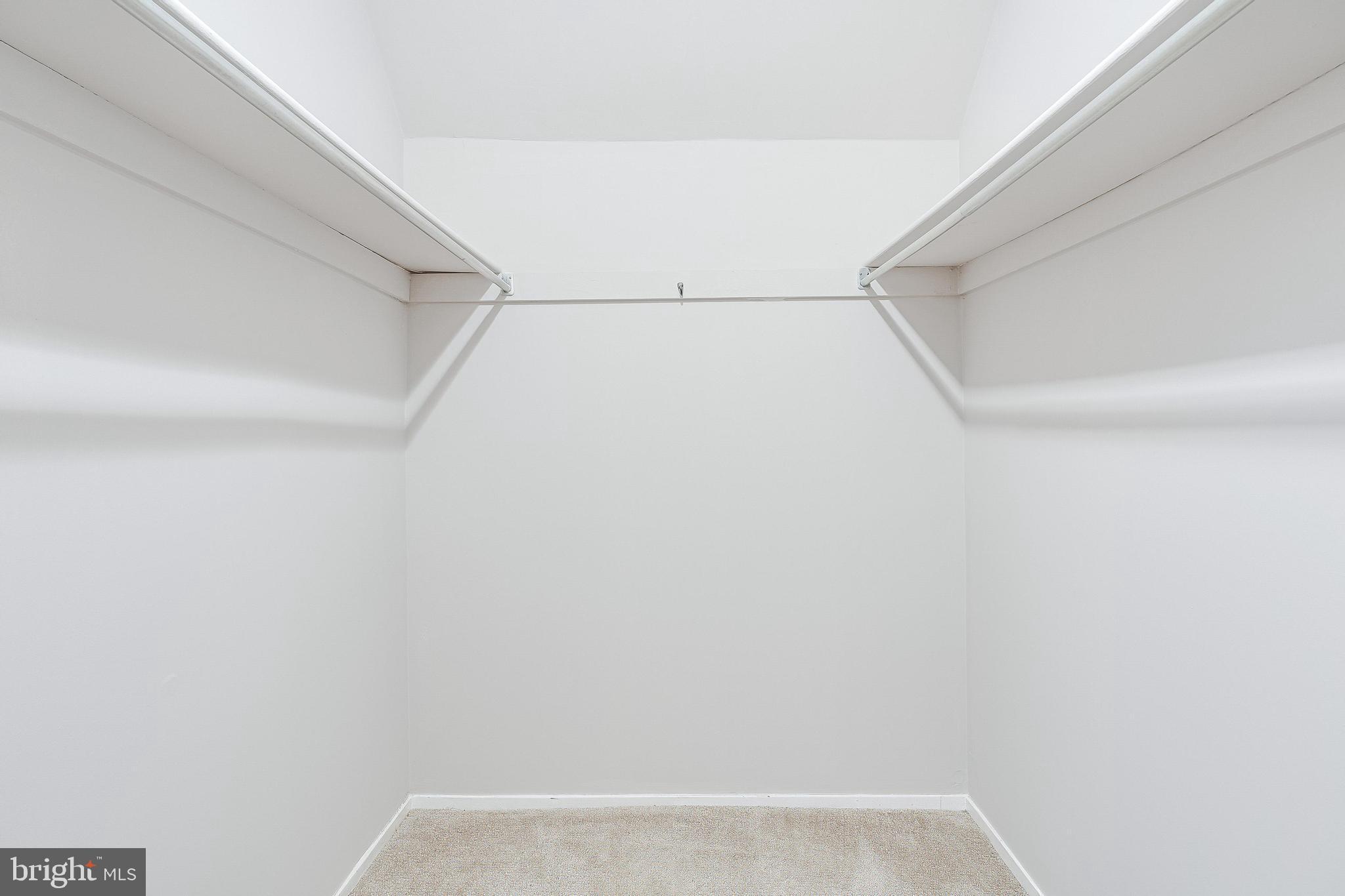 BENTANA WOODS - Residential