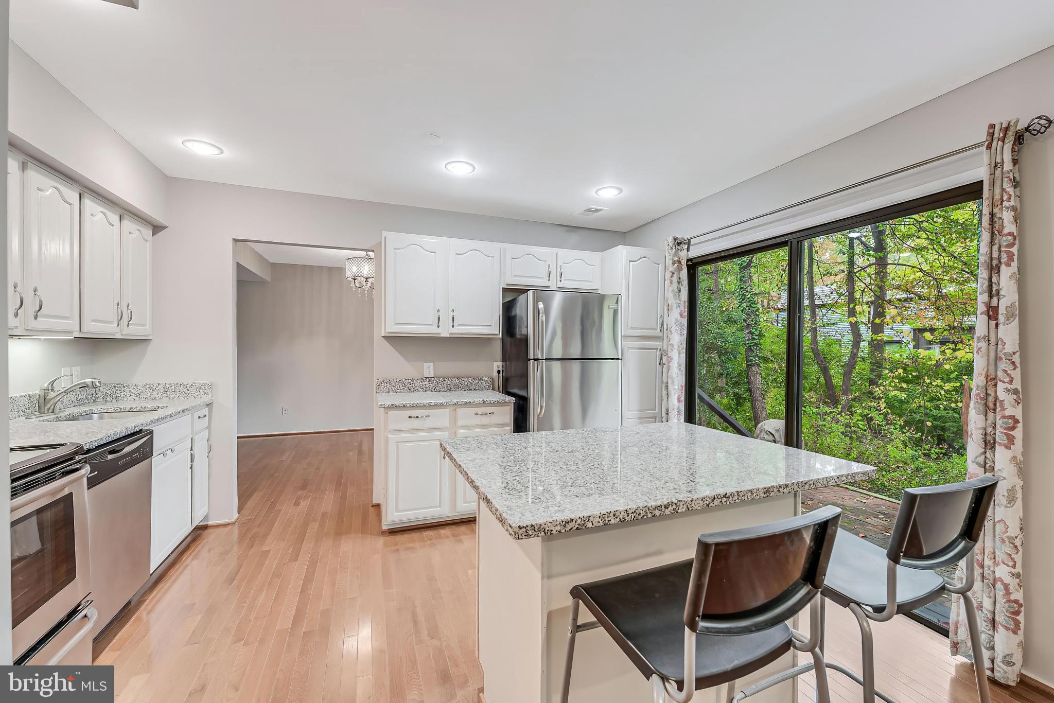 BENTANA WOODS - Residential