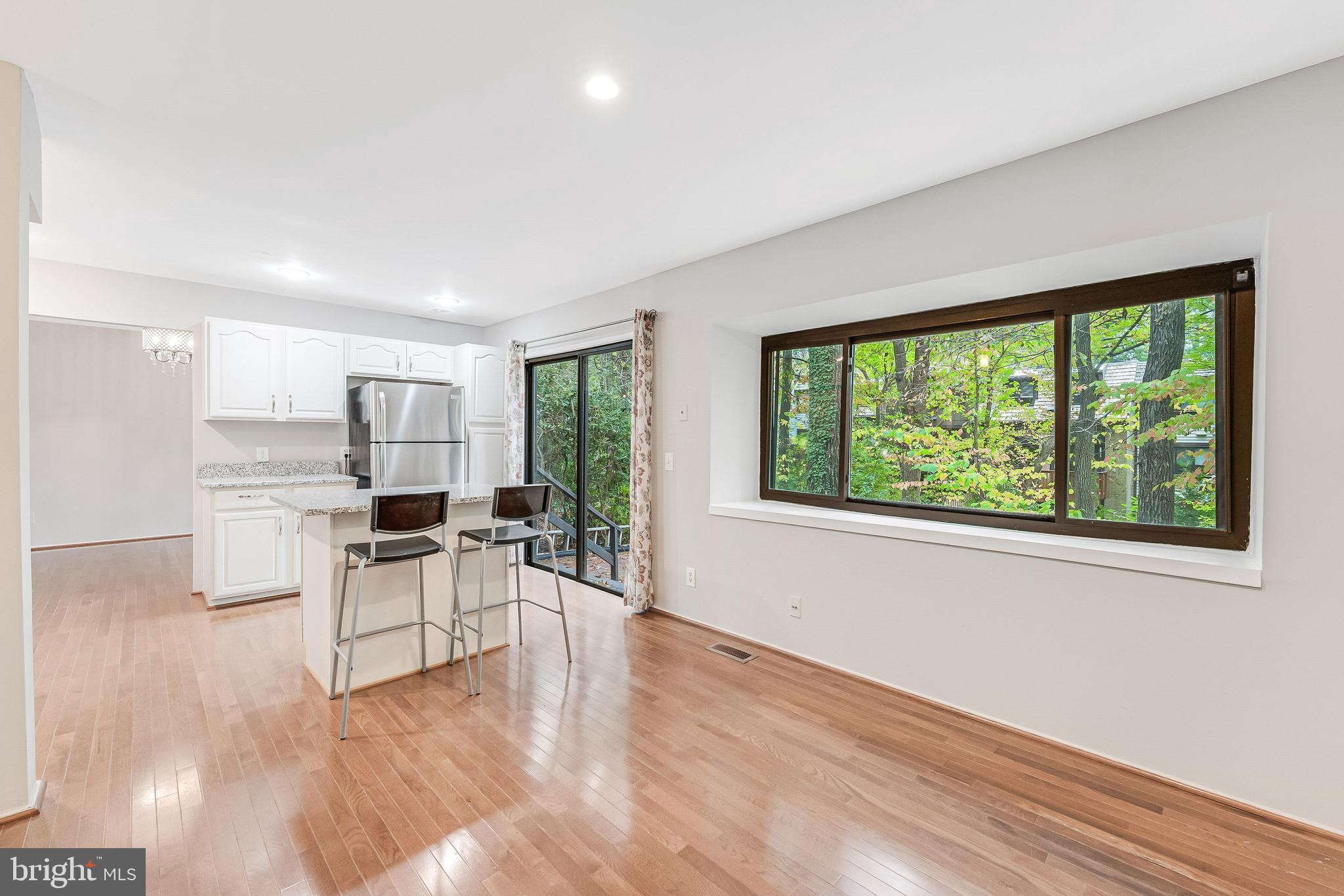 BENTANA WOODS - Residential