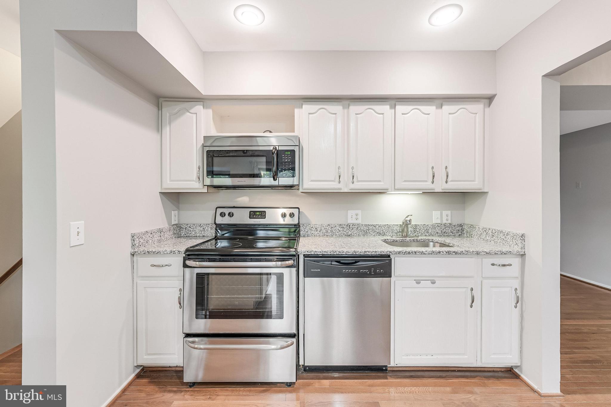 BENTANA WOODS - Residential