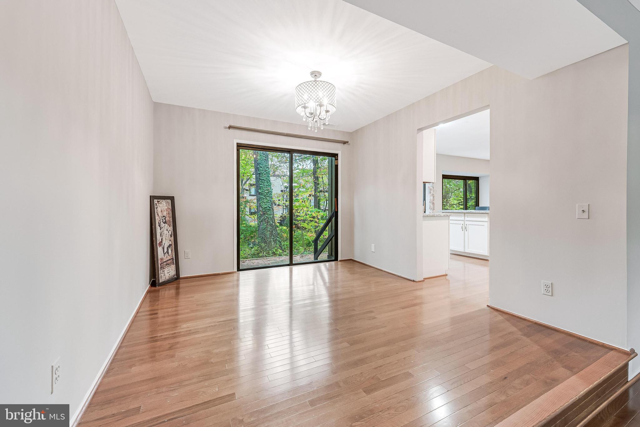 BENTANA WOODS - Residential