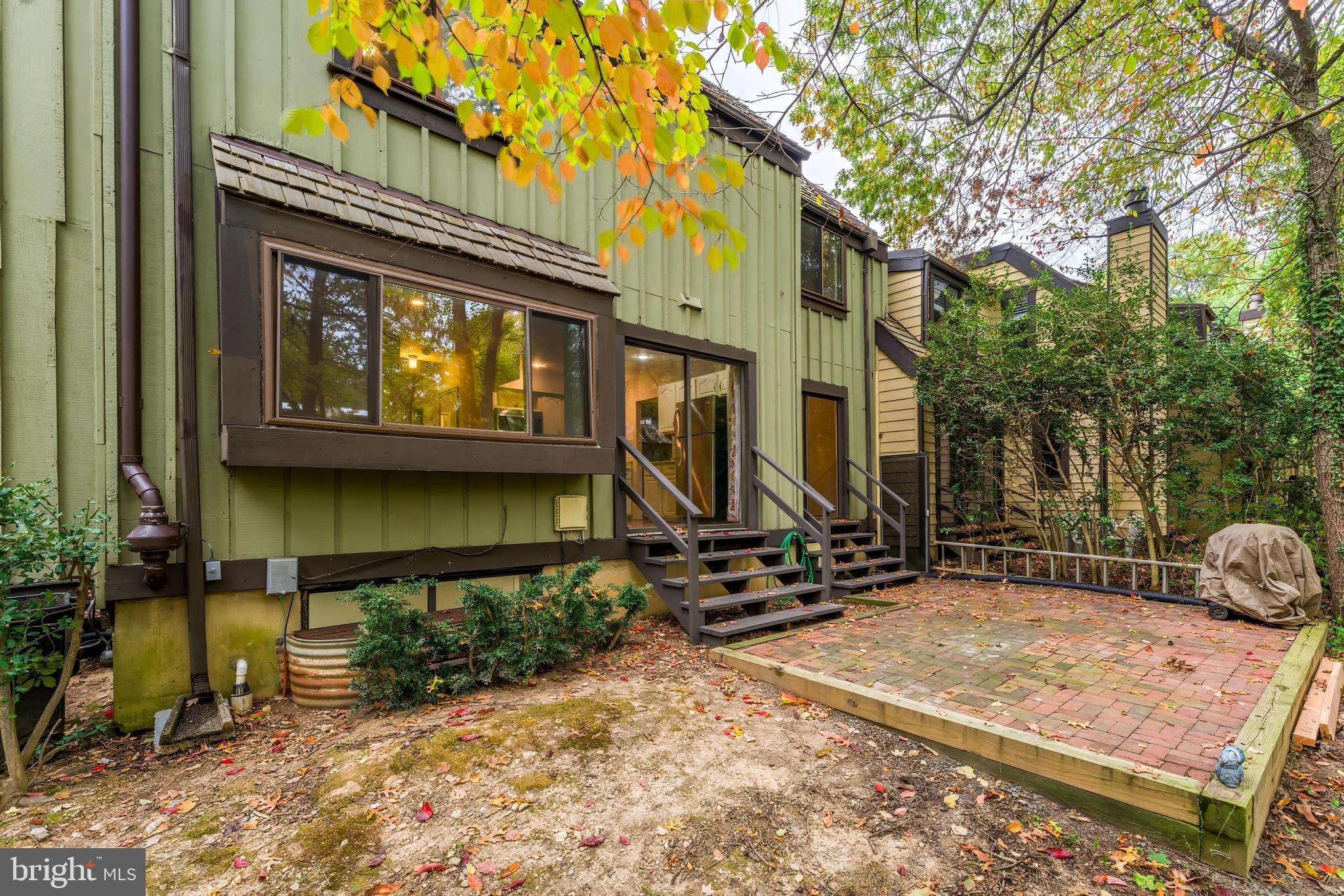 BENTANA WOODS - Residential