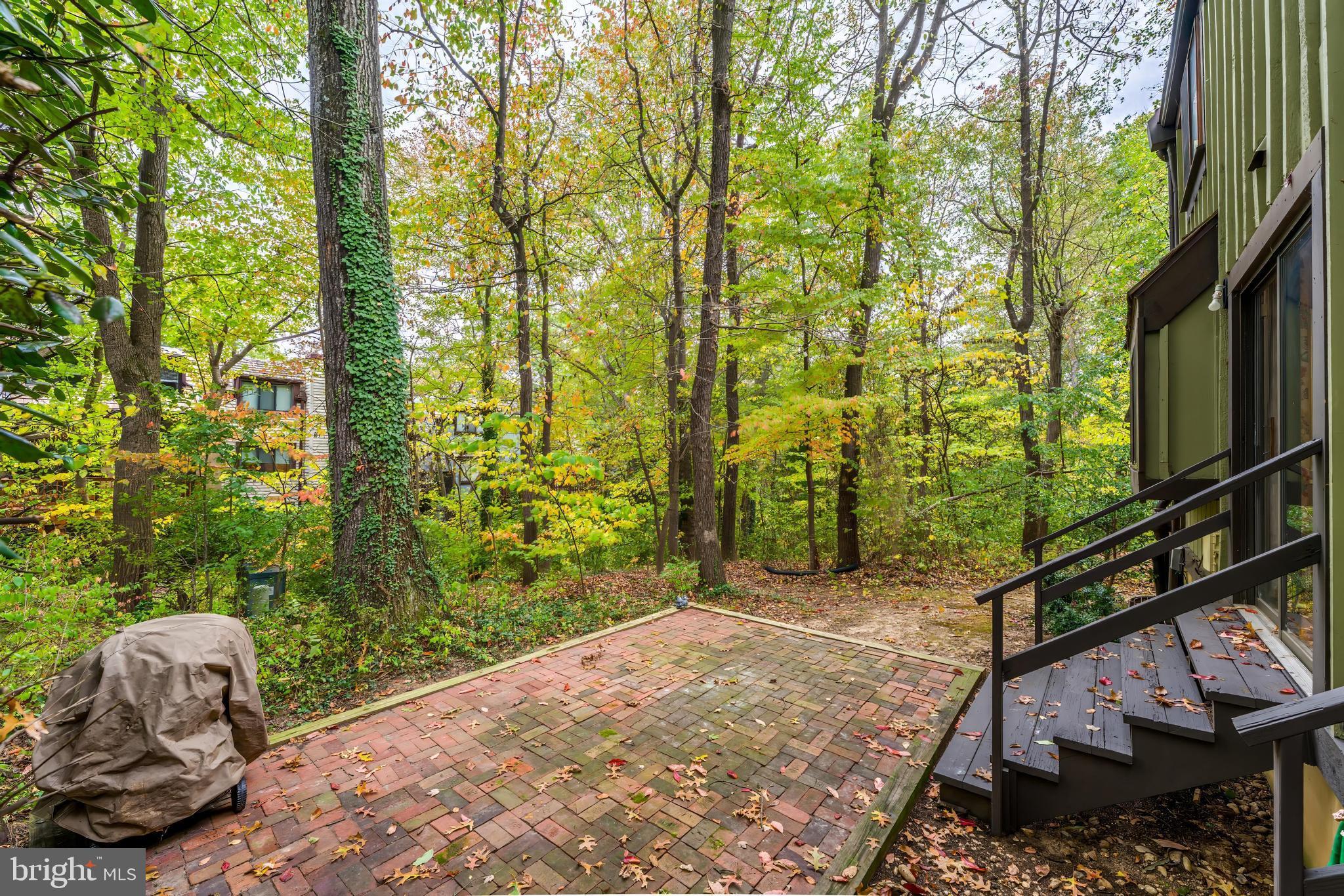 BENTANA WOODS - Residential