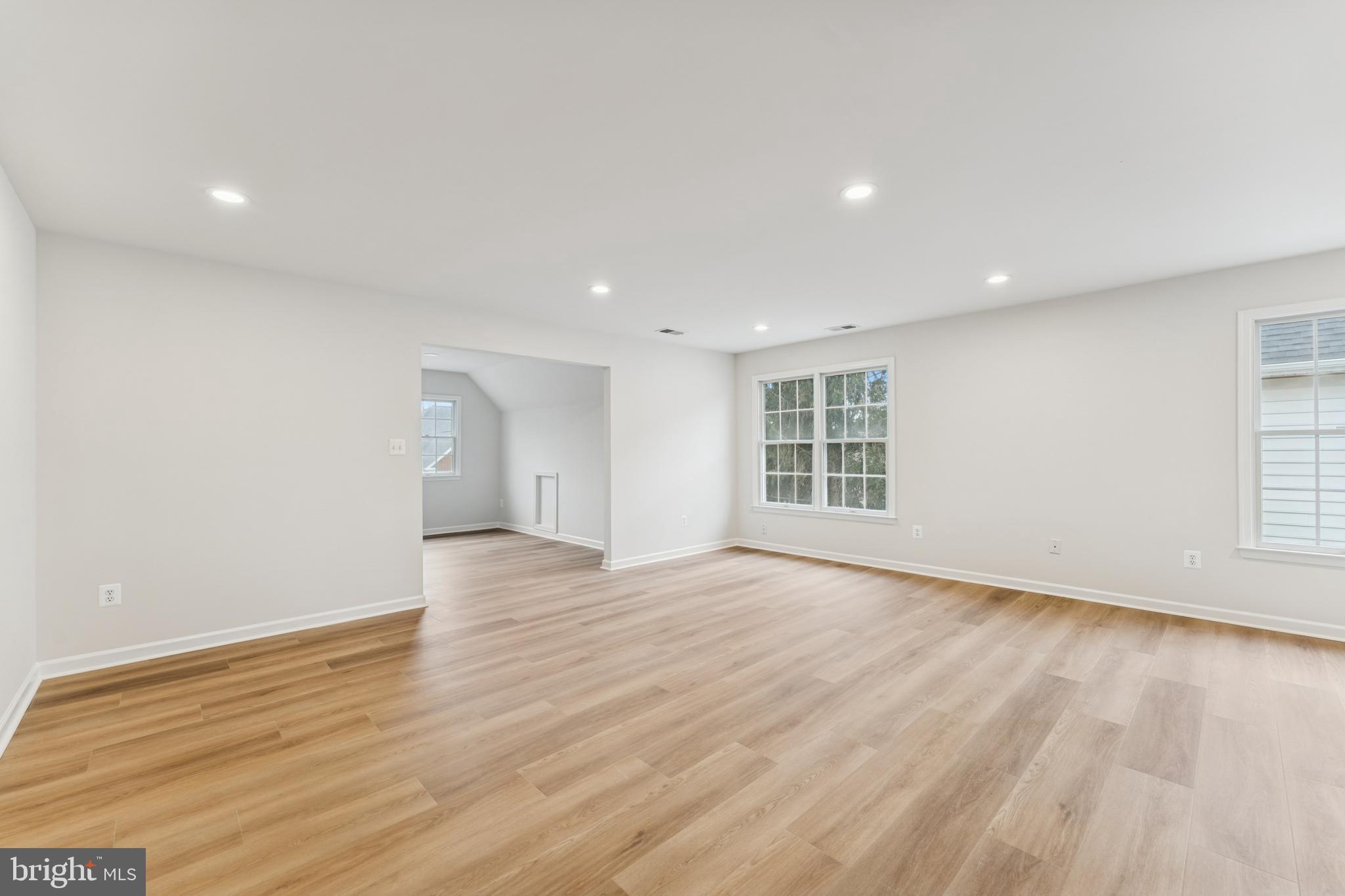 BELMONT COUNTRY CLUB - Residential