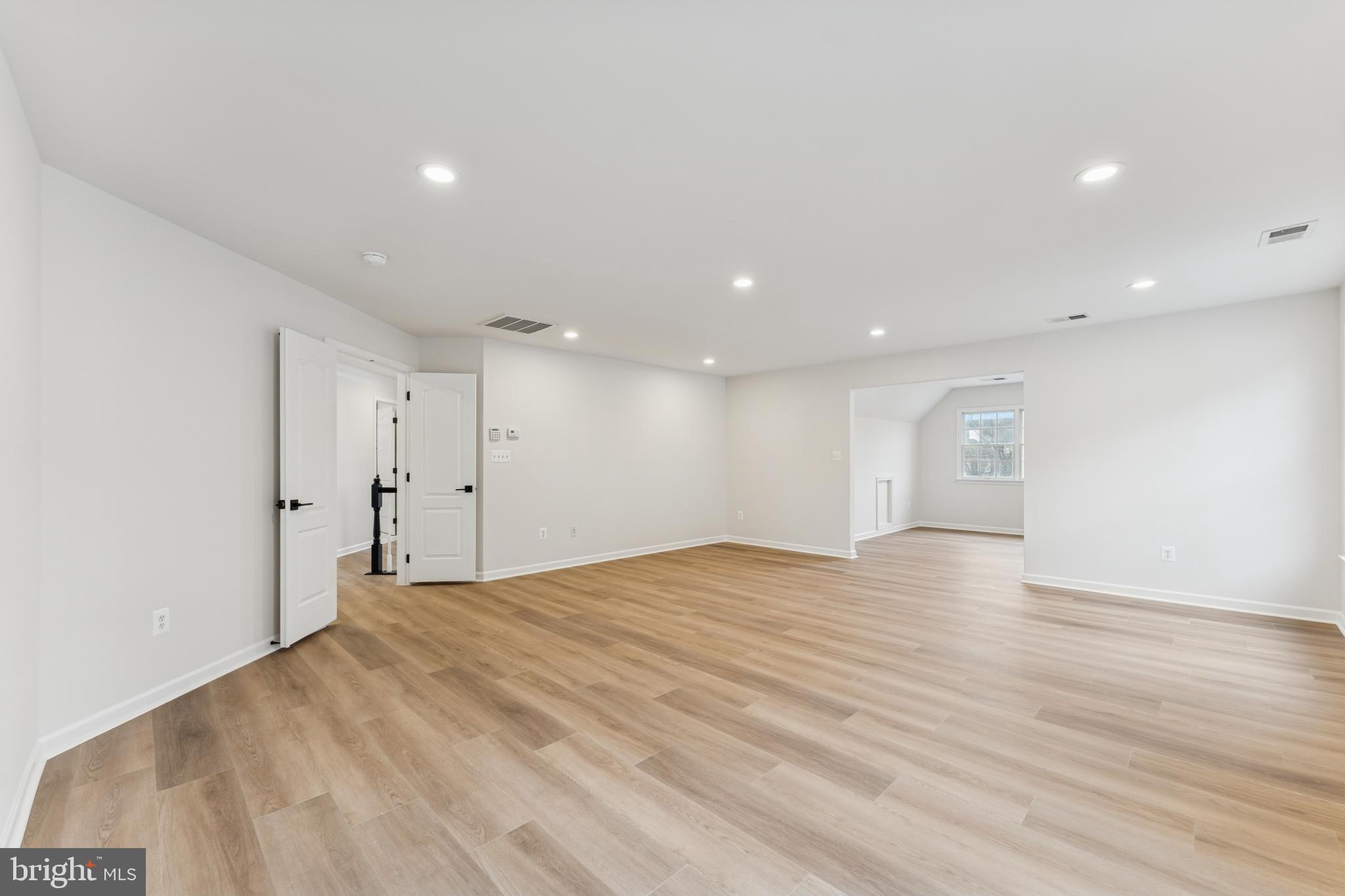 BELMONT COUNTRY CLUB - Residential