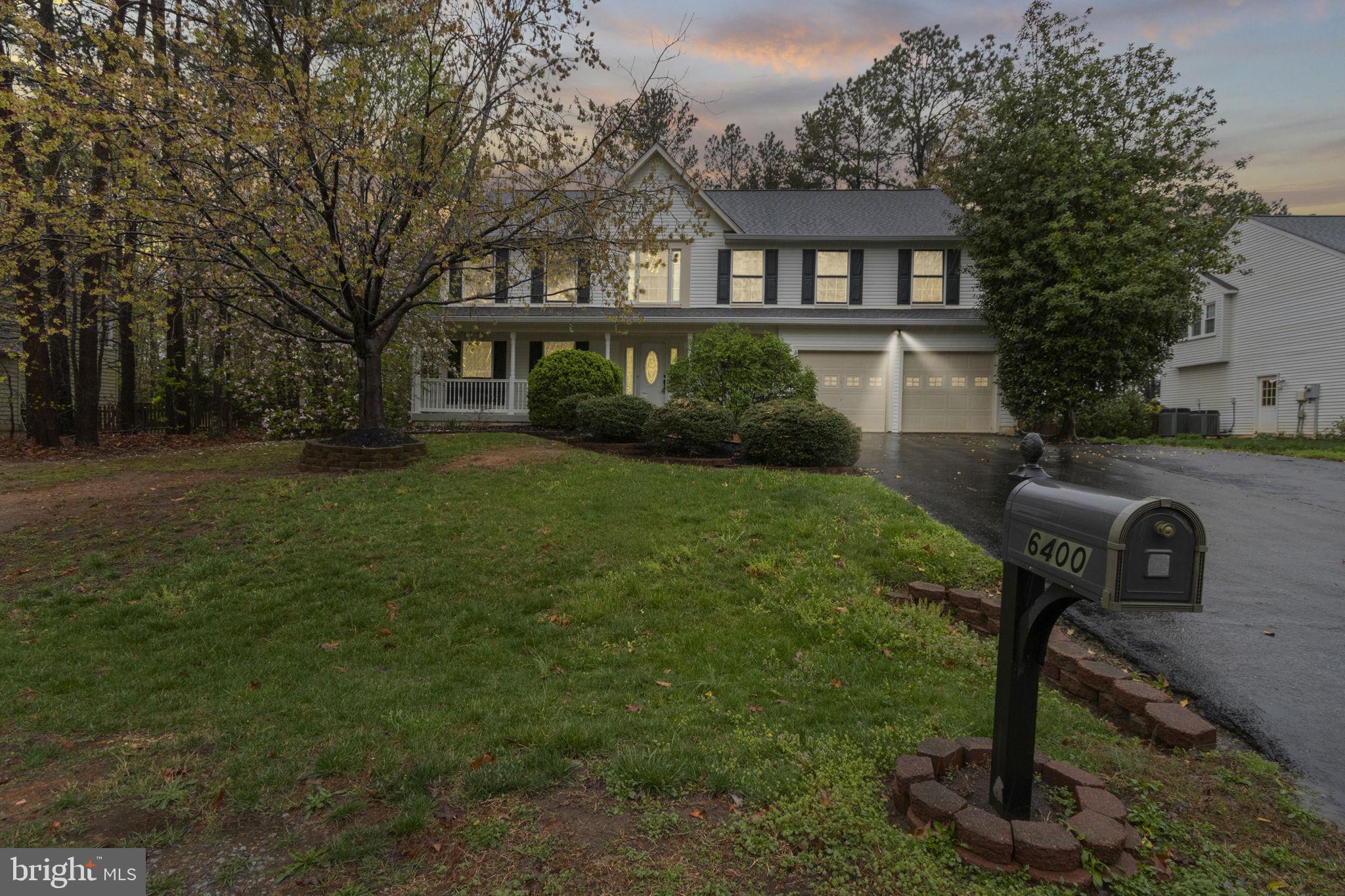 FOX POINT - Residential