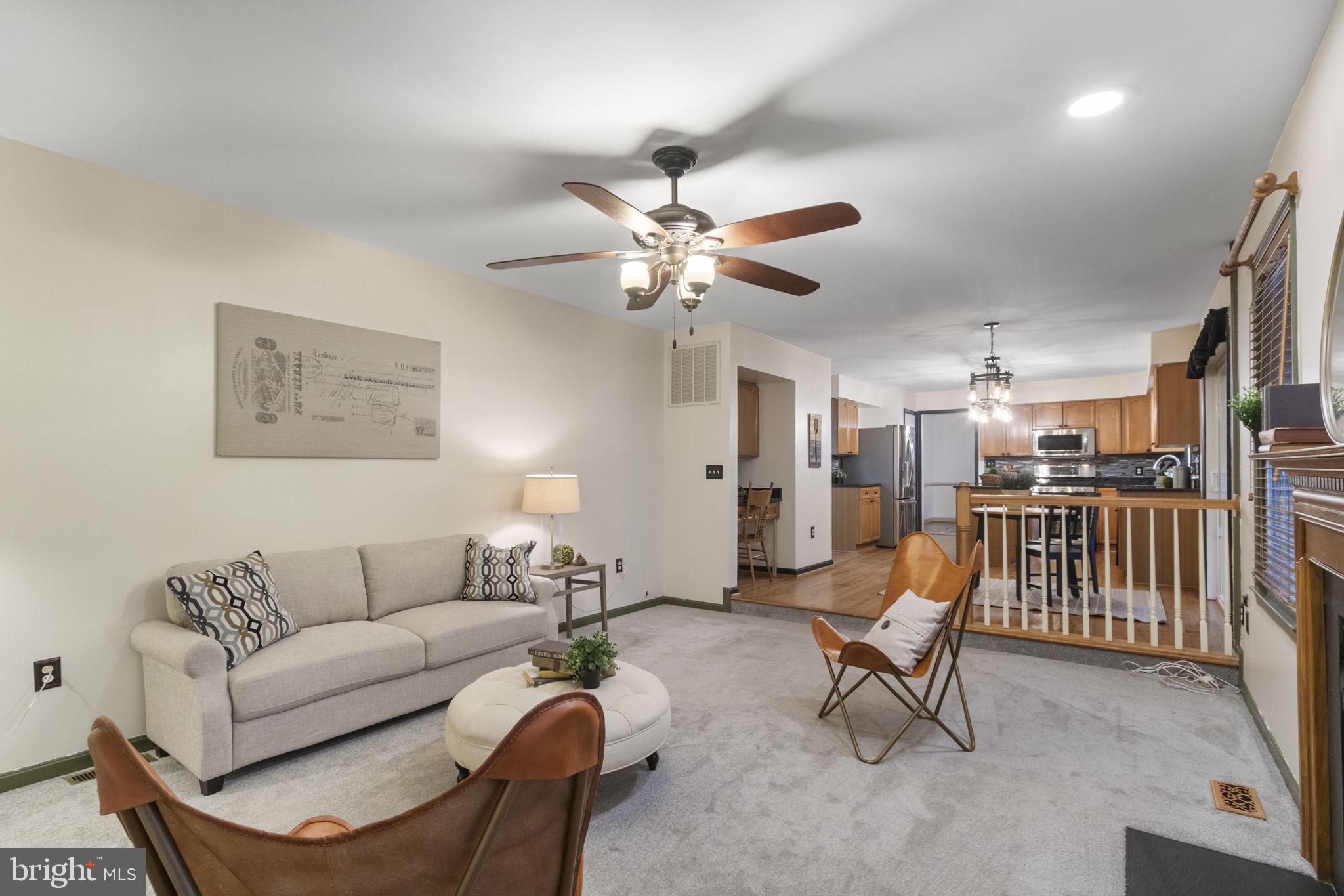 FOX POINT - Residential