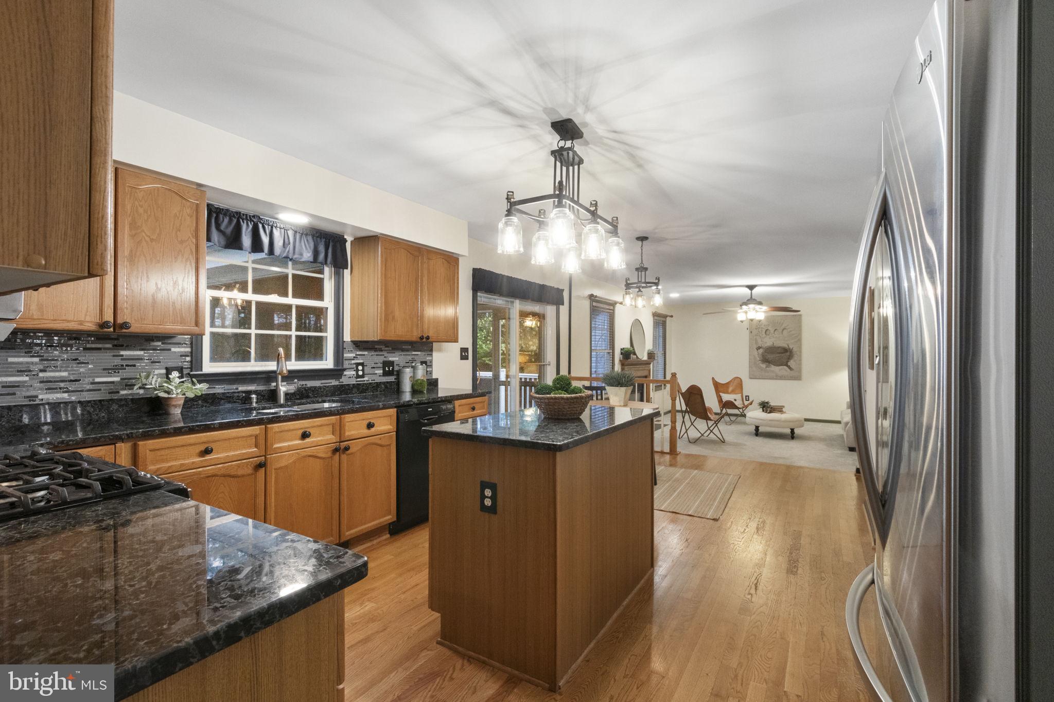 FOX POINT - Residential