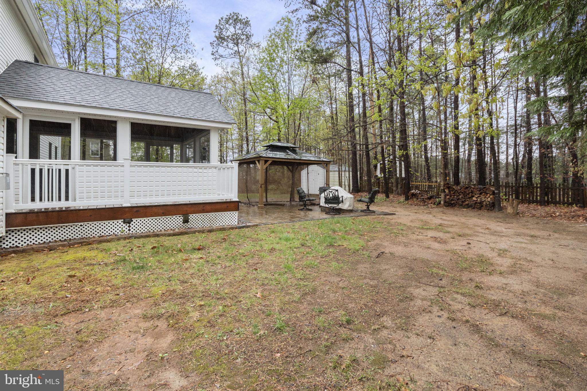 FOX POINT - Residential