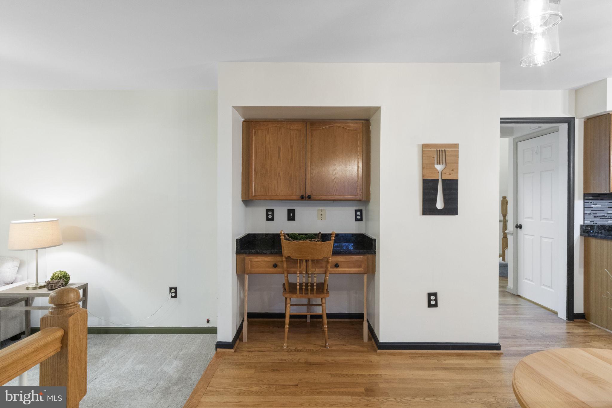 FOX POINT - Residential