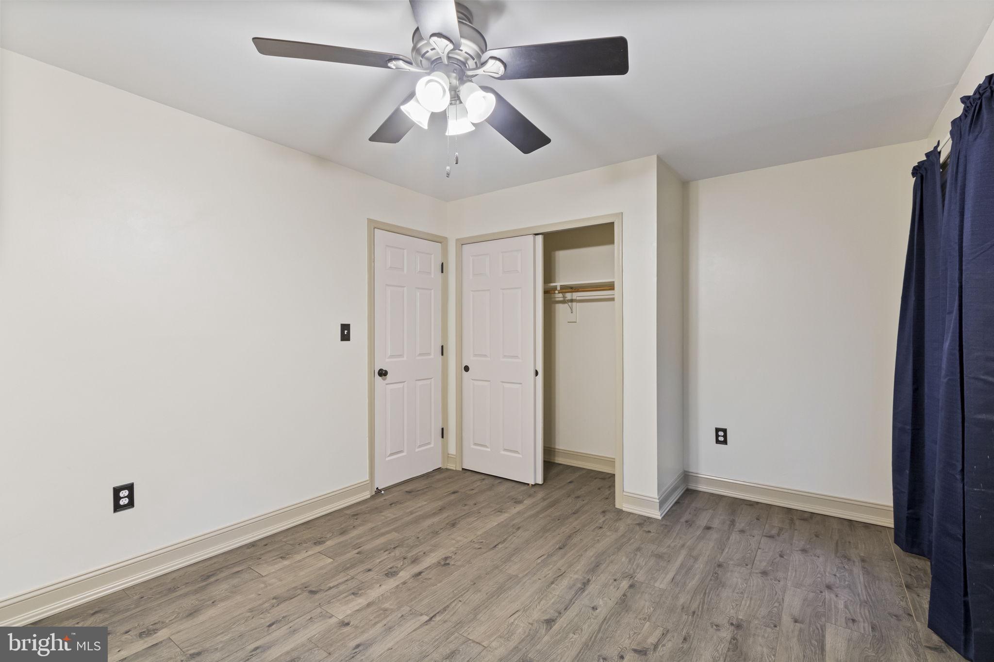 FOX POINT - Residential