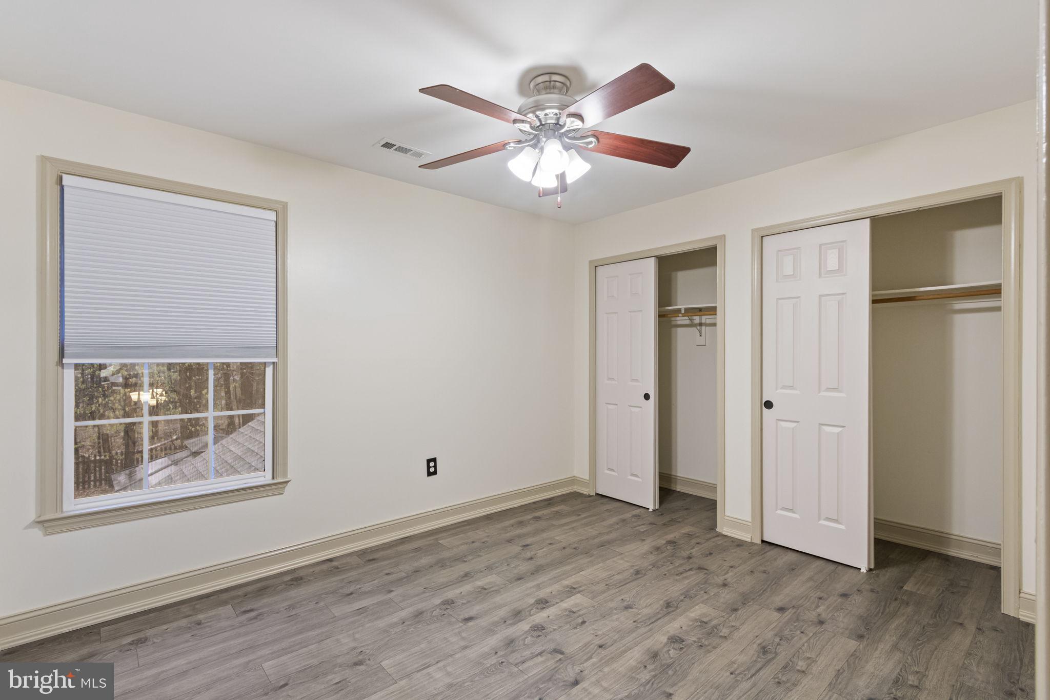 FOX POINT - Residential