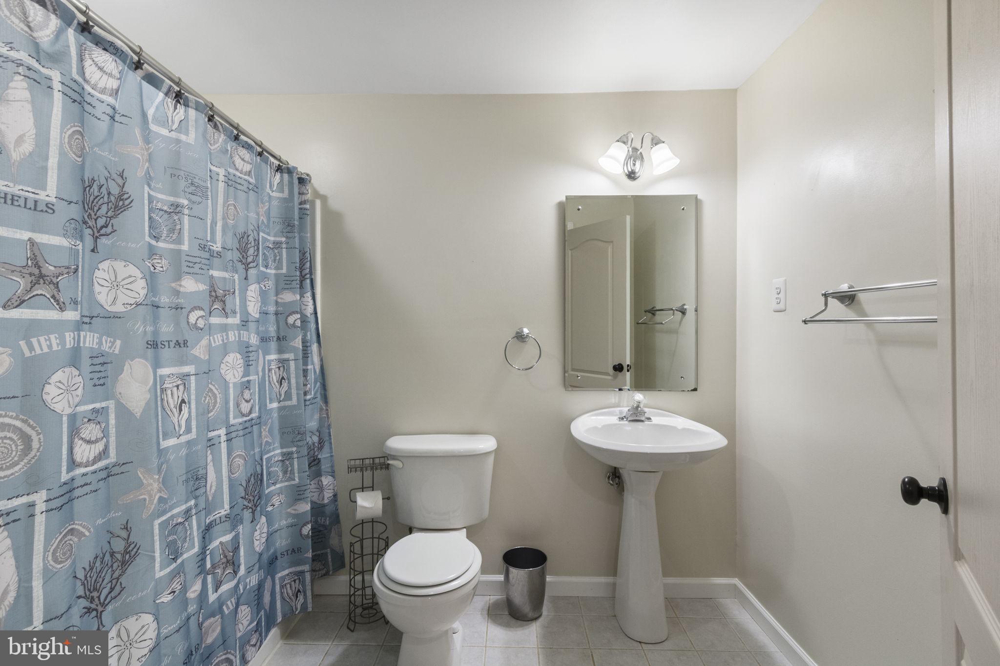 FOX POINT - Residential