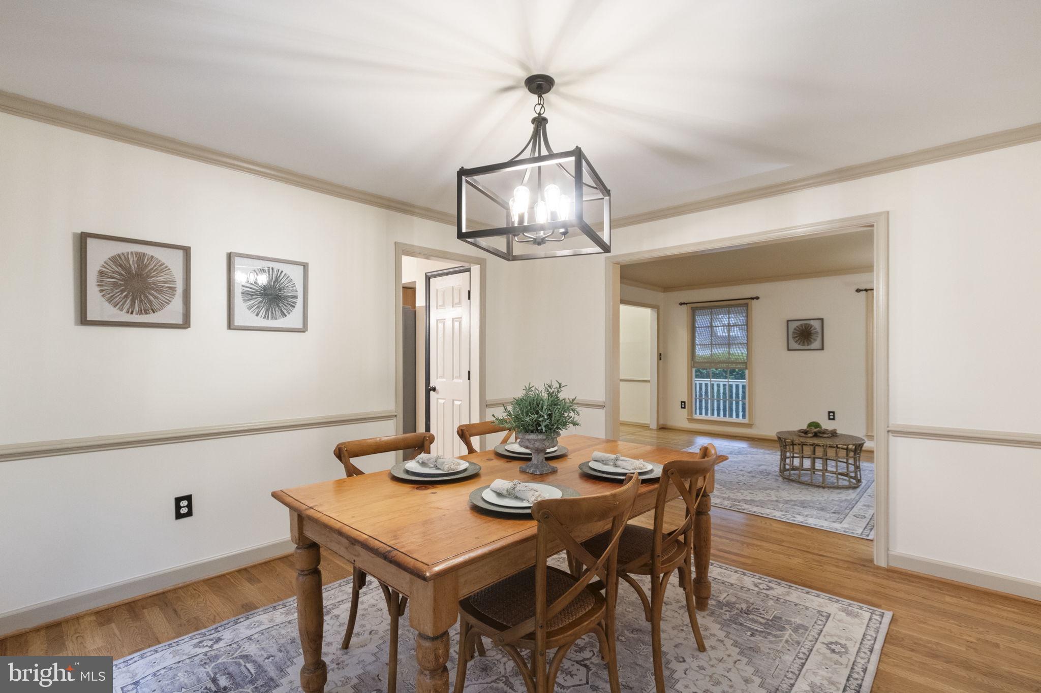 FOX POINT - Residential