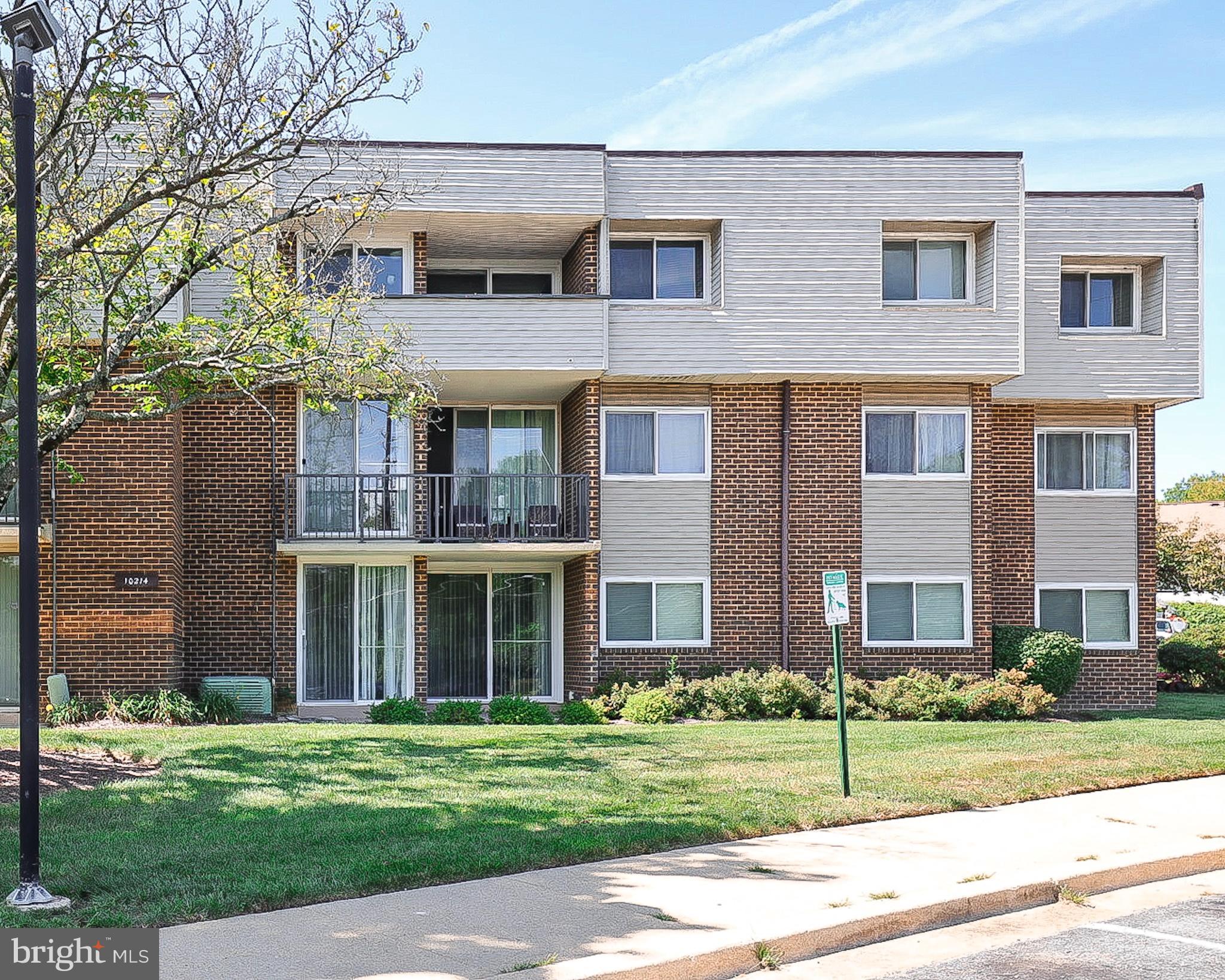 10214 PRINCE PLACE 8-202