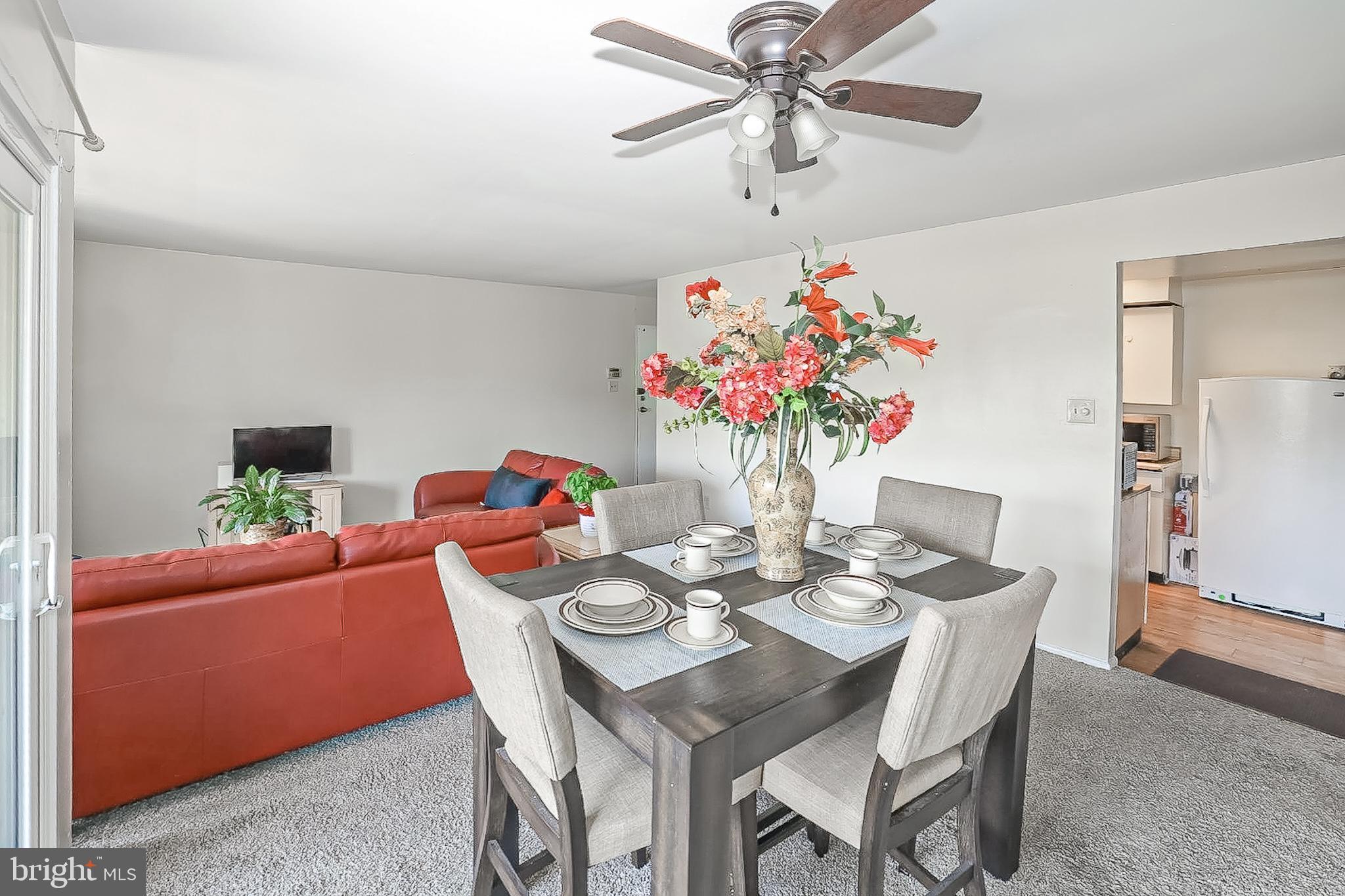 PINE CONDOMINIUM - Residential