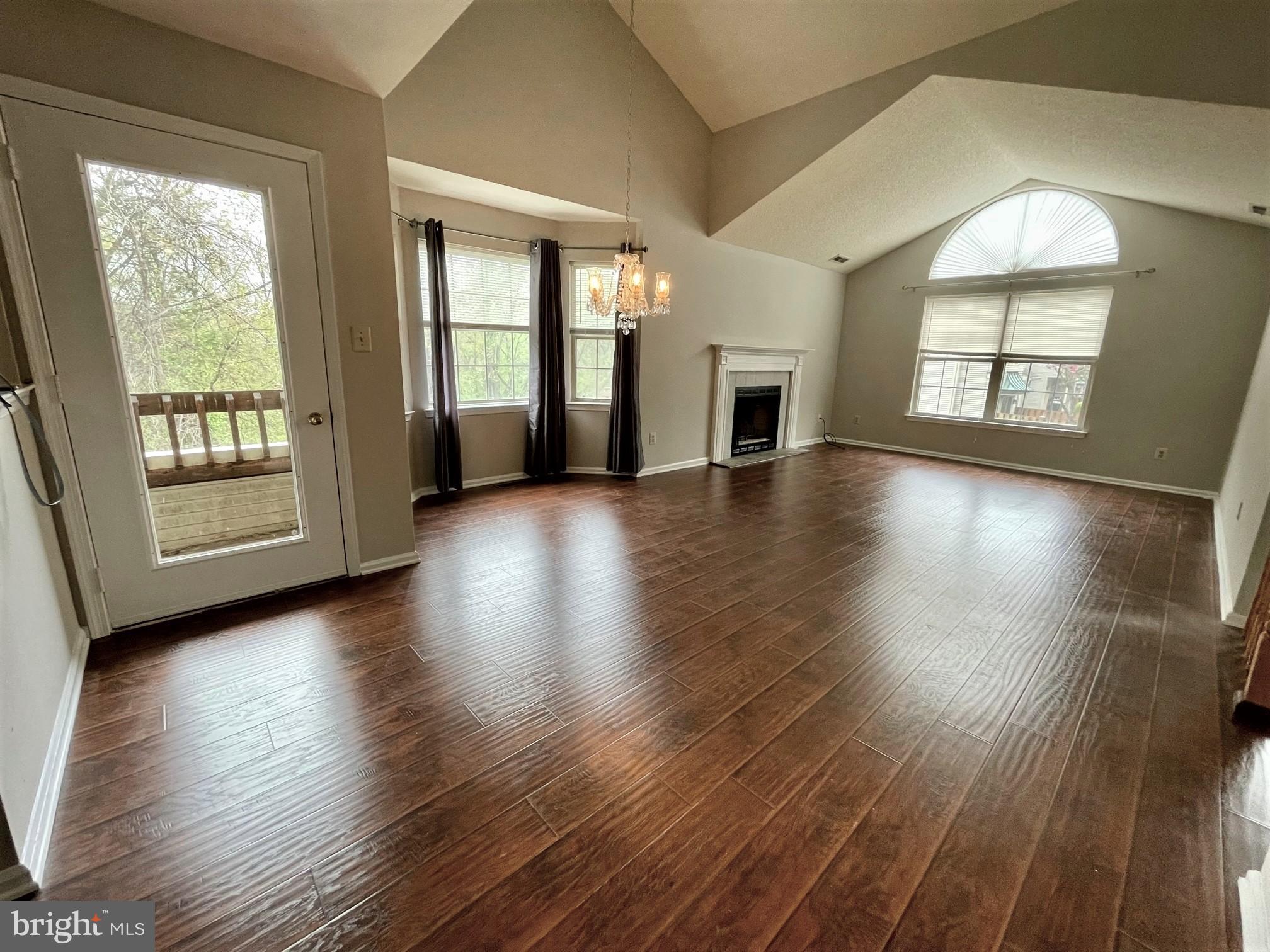 MAKEFIELD GLEN - Residential Lease