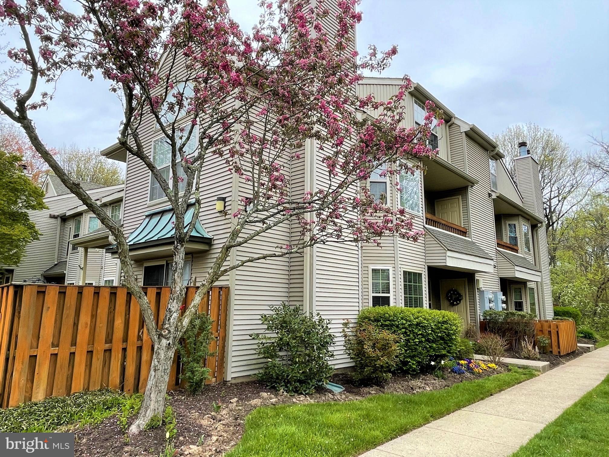 MAKEFIELD GLEN - Residential Lease