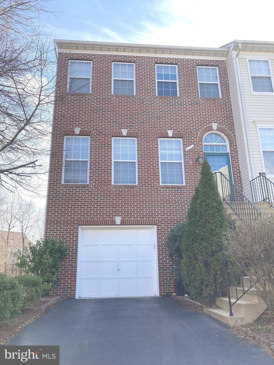 Great location. Close to 66 and shopping centers. Beautiful end unit, 3 Level townhouse. Brick front. Oversized 1 car garage. New roof , New Appliances in 2019 .  2 fireplaces. Huge master bedroom w/private full bath & jacuzzi. Family room w/12' ceilings, opens to deck overlooking treed park & tennis courts. Patio off walk-out basement. Fully fenced back yard. House is in perfect condition but Seller prefer " as is " .